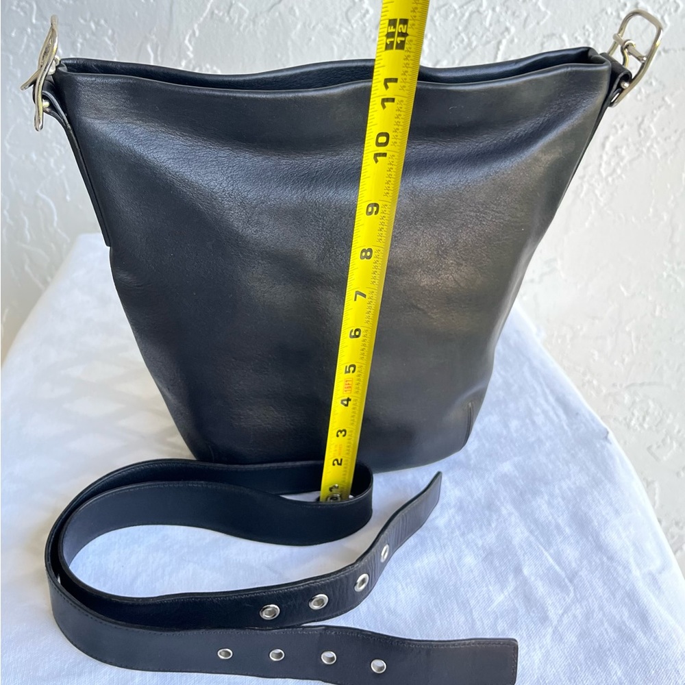 VINTAGE COACH BLACK DUFFLE SOHO LEGACY 9186 SHOULDER BAG - Picture 10 of 15